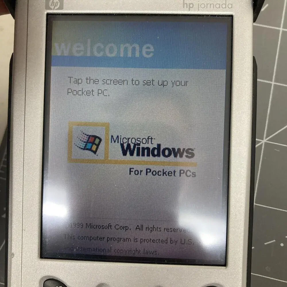 Hewlett Packard HP Jornada 520 Handheld LCD Screen Pocket PC Complete Works